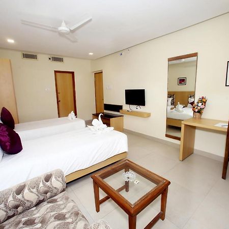 Kgl Grand Hotel Chennai Exterior foto